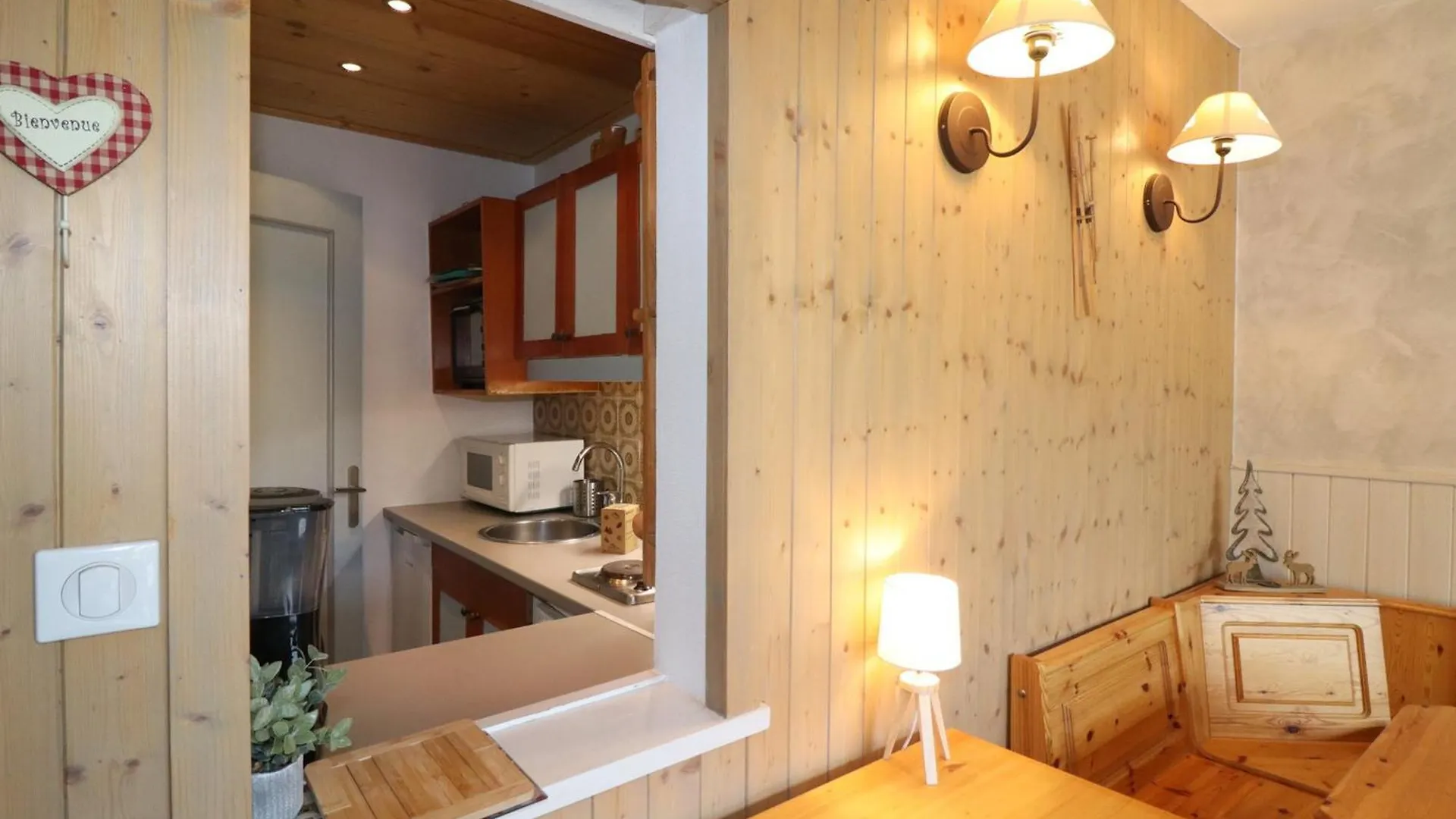 Appartement Lumineux Proche Pistes, Commerces, Balcon - Fr-1-502-408 蒂涅